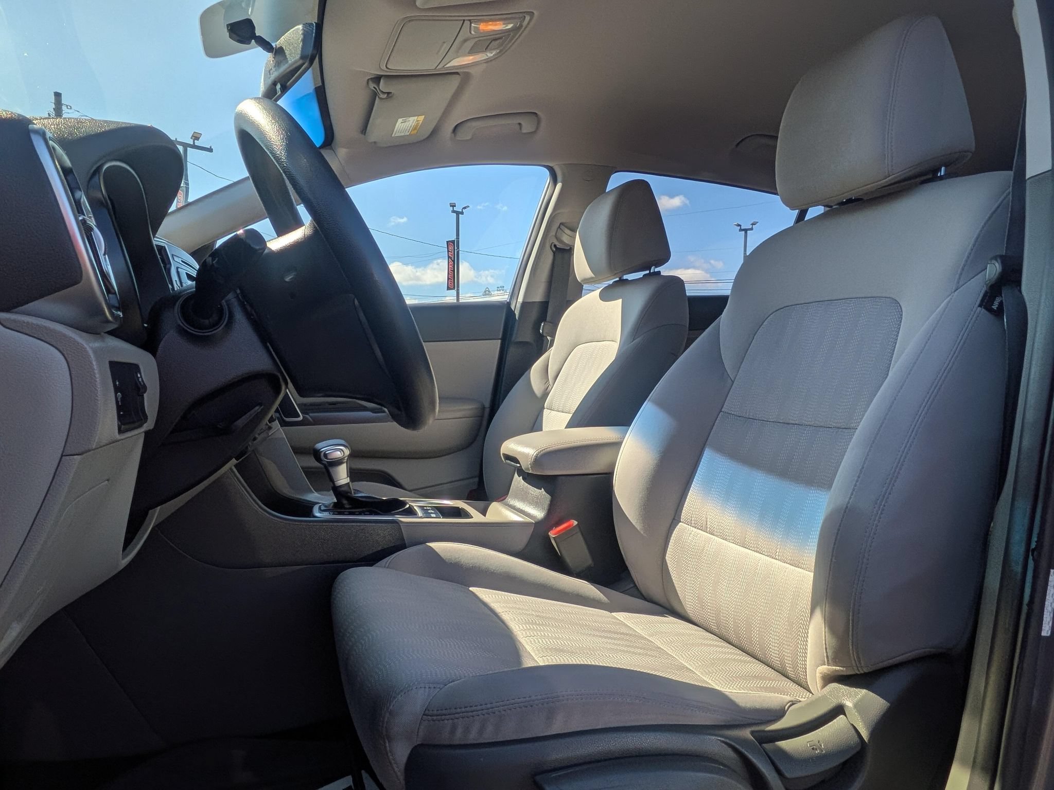 Used 2017 Kia Sportage LX AWD/4WD image 5