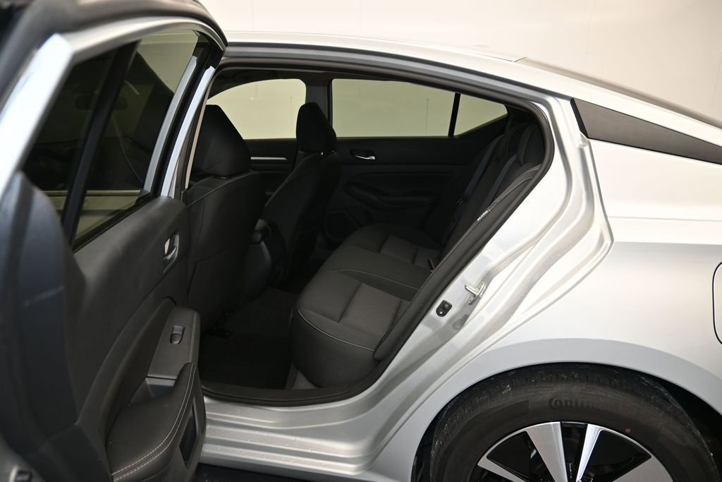 Certified 2022 Nissan Altima 2.5 SV FWD image 21