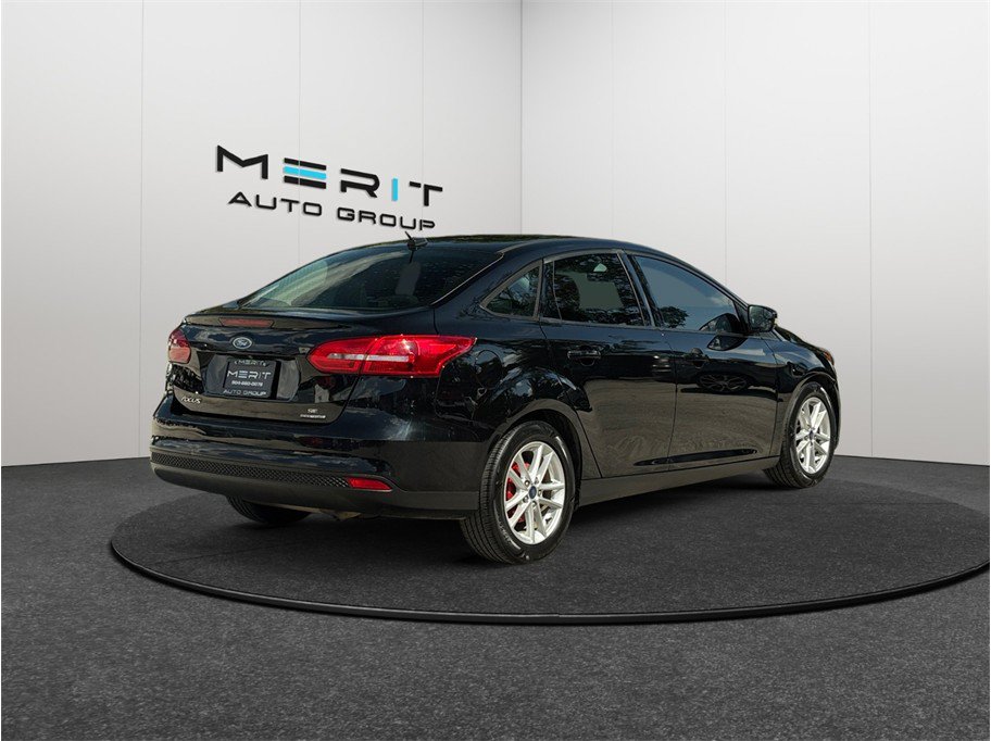Used 2016 Ford Focus SE FWD image 9