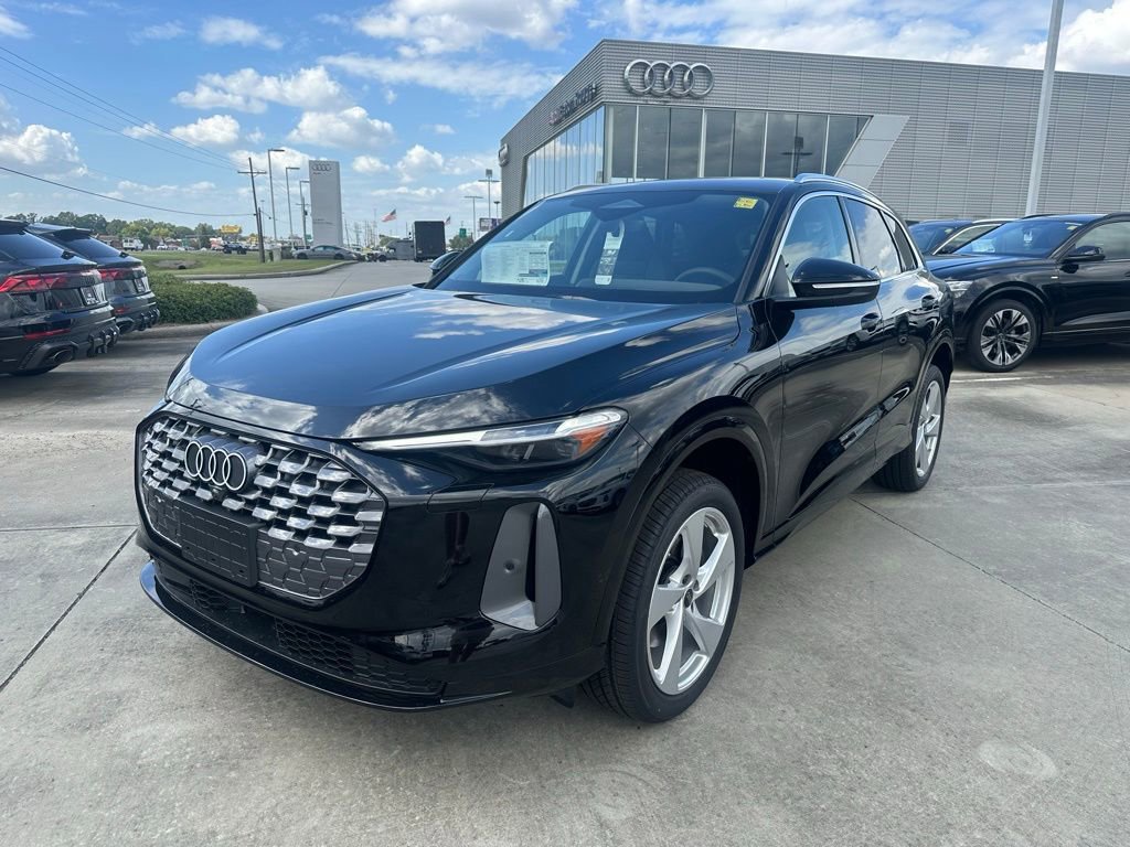 New 2025 Audi Q5 Premium Plus w/ Premium Plus