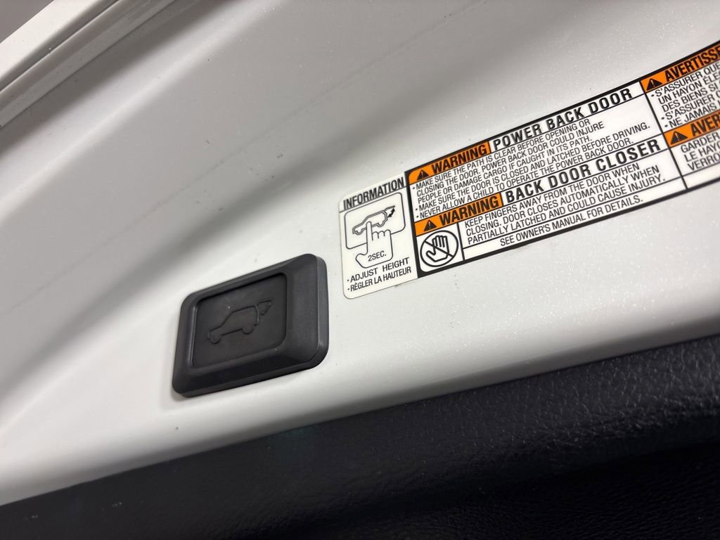 Used 2017 Toyota RAV4 Platinum FWD image 24
