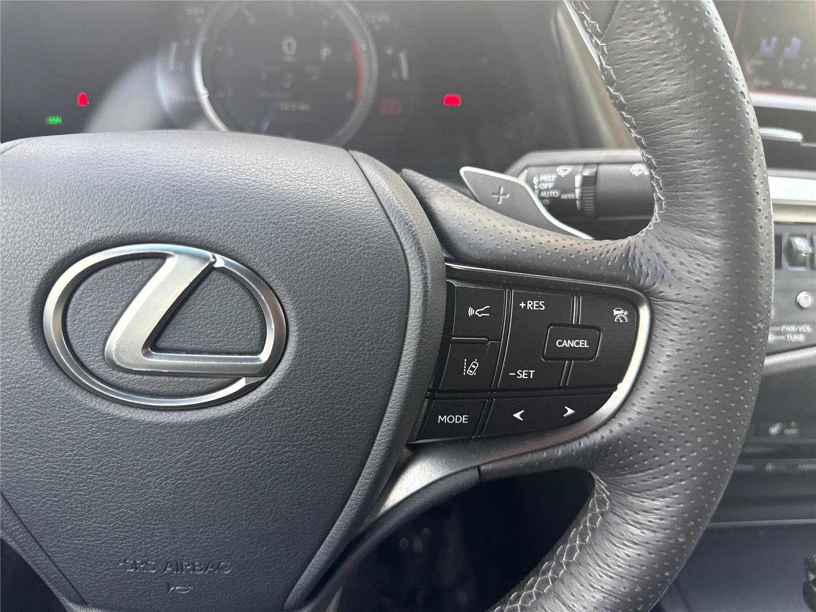 Used 2019 Lexus ES 350 F Sport w/ Accessory Package 2 FWD image 19