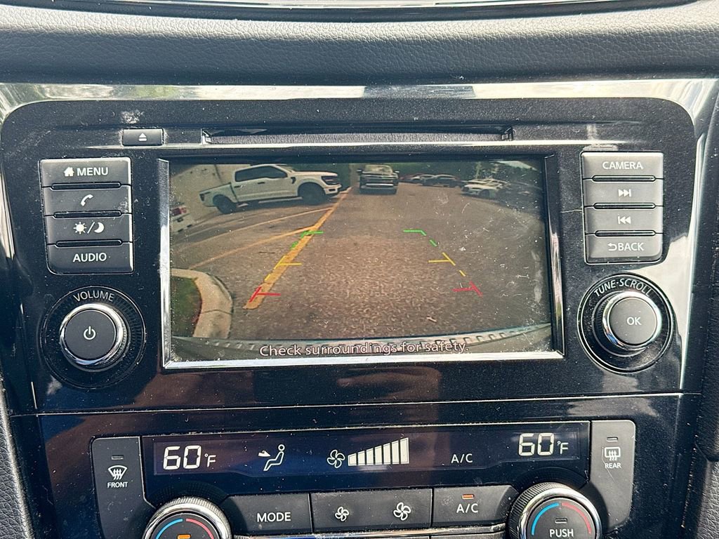 Used 2019 Nissan Rogue SV AWD/4WD image 14