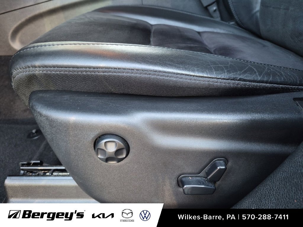 Used 2020 Jeep Grand Cherokee Laredo w/ Security & Convenience Group AWD/4WD image 20