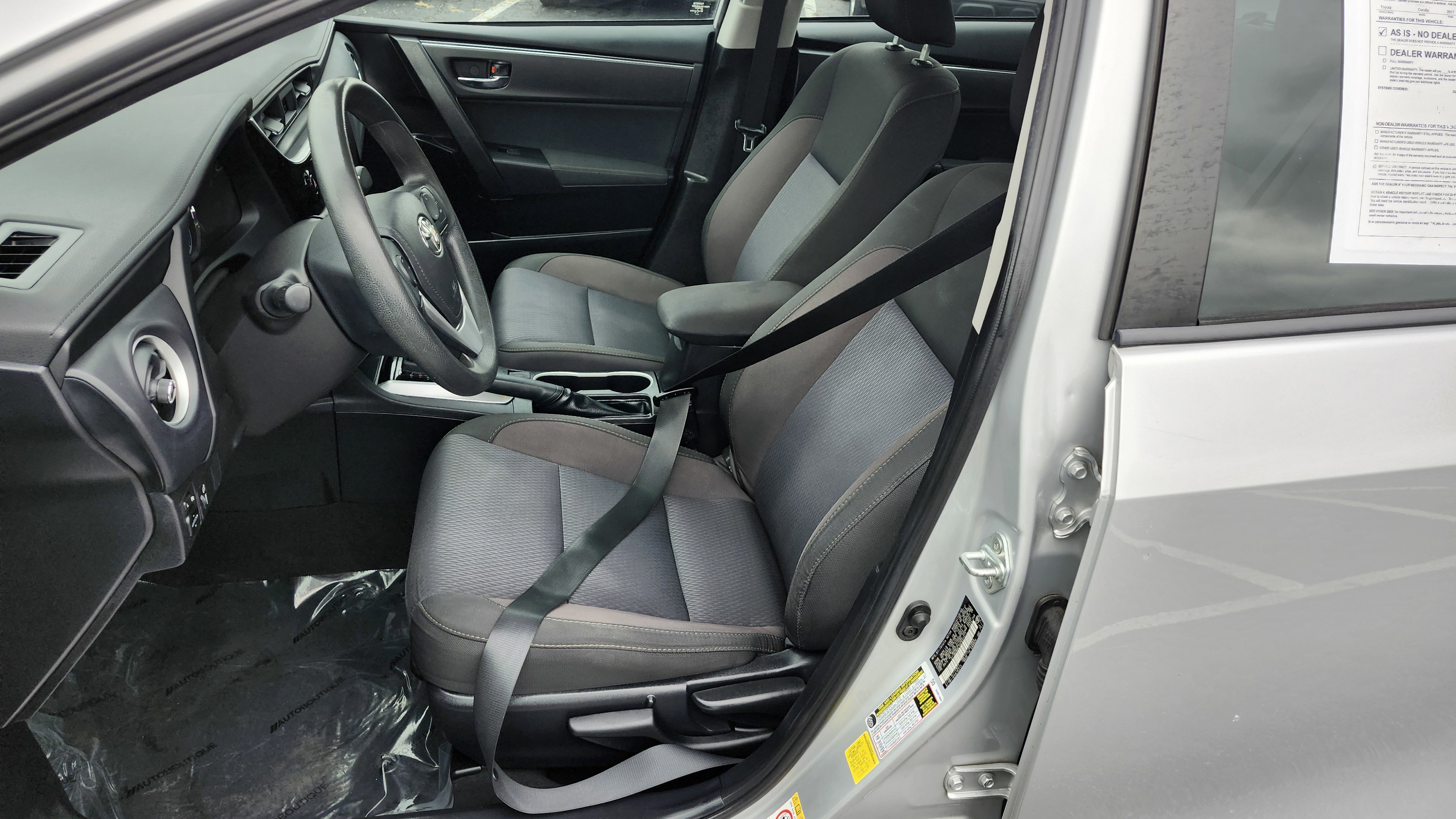 Used 2017 Toyota Corolla LE image 20