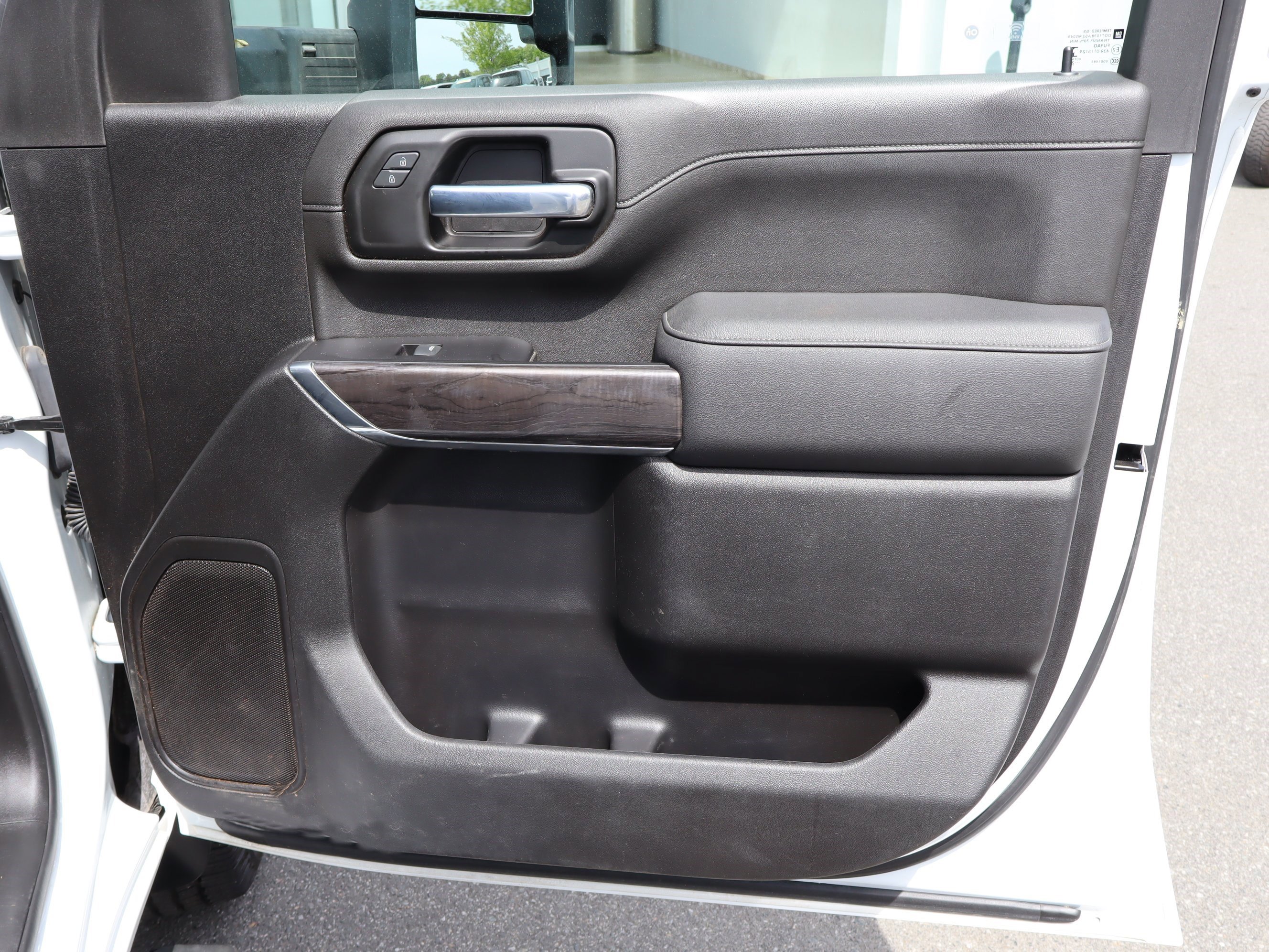 Used 2022 Chevrolet Silverado 2500 LTZ w/ Safety Package AWD/4WD image 37