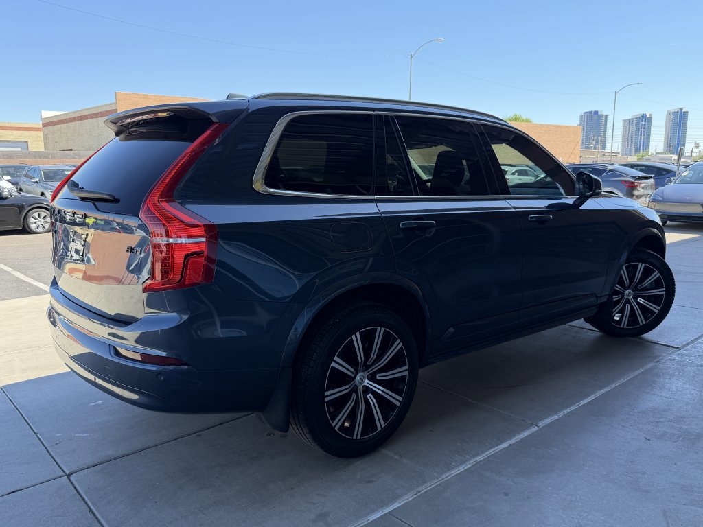 Used 2023 Volvo XC90 B5 Core w/ Protection Package image 4