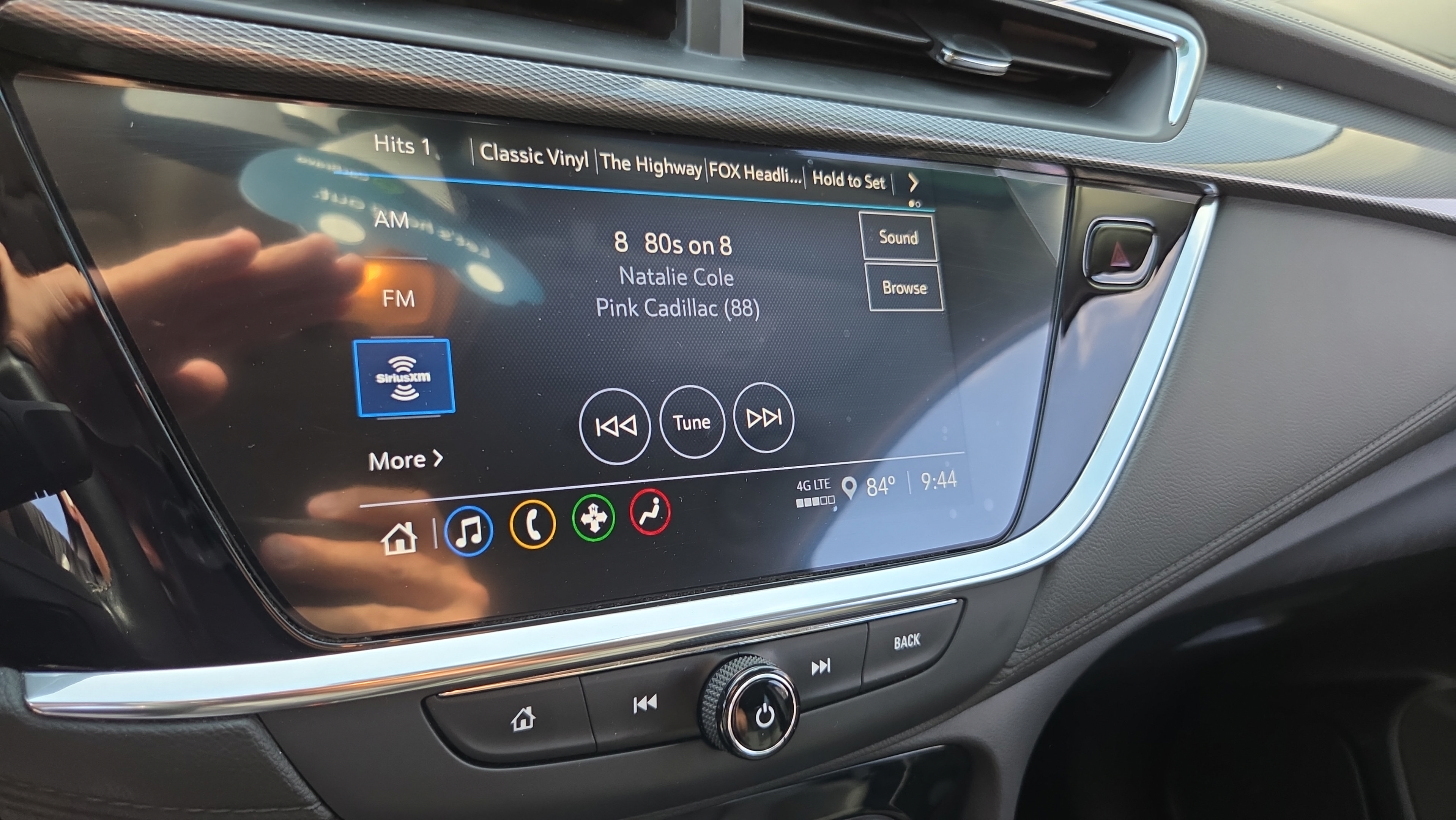 Certified 2023 Buick Encore GX Select w/ Sport Touring Package FWD image 18
