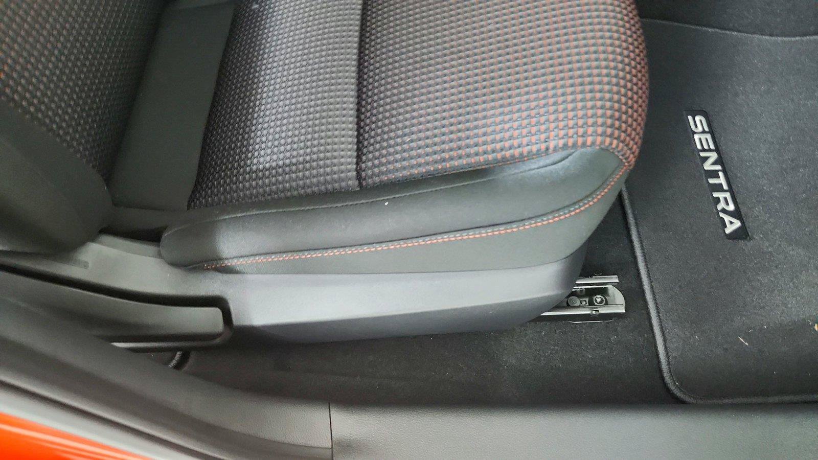 New 2027 Nissan Sentra SR w/ SR All Weather Package FWD image 27