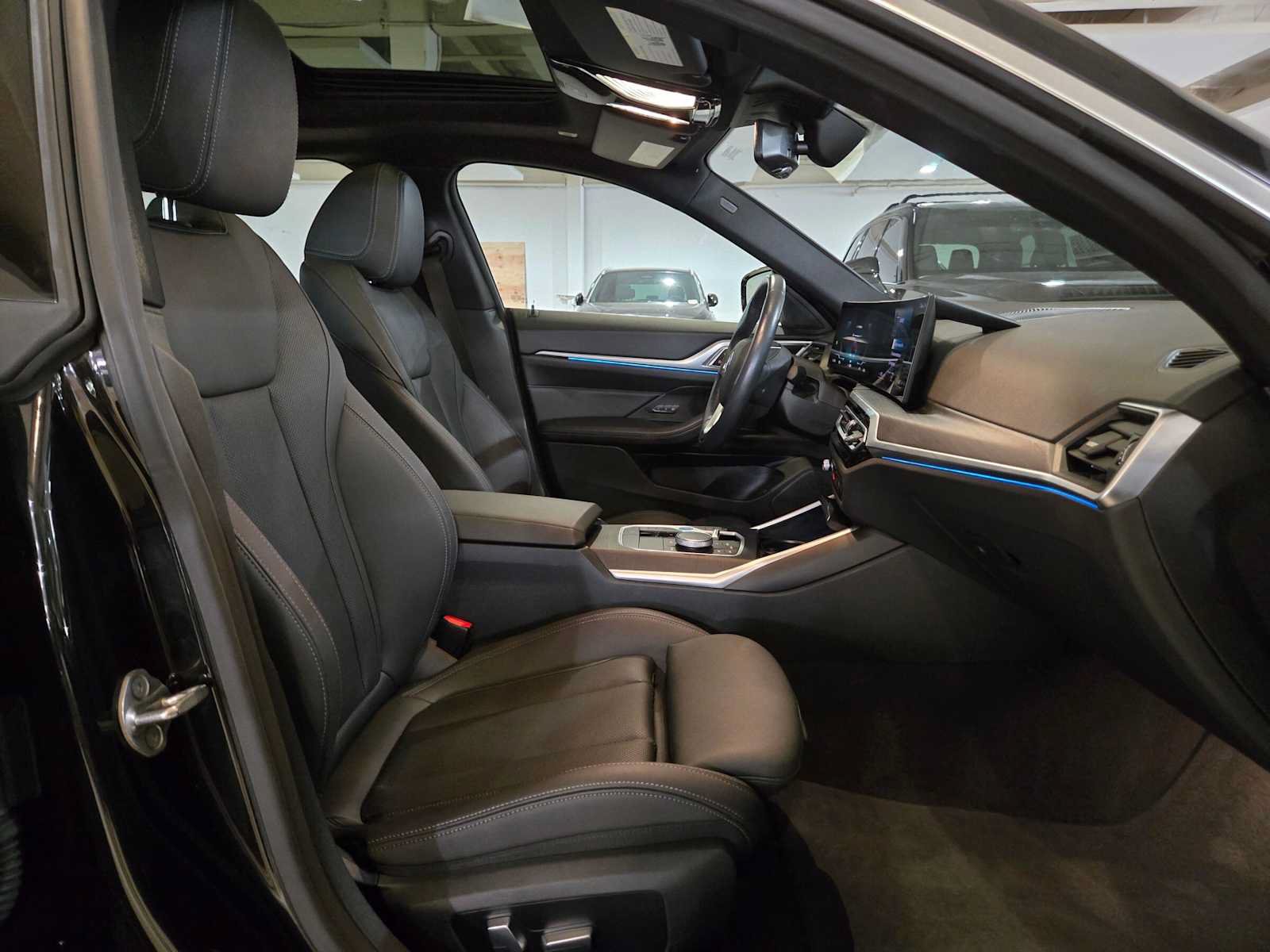 Used 2023 BMW i4 eDrive35 RWD image 11