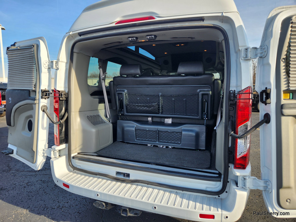 Used 2023 Ford Transit 150 Low Roof AWD image 25