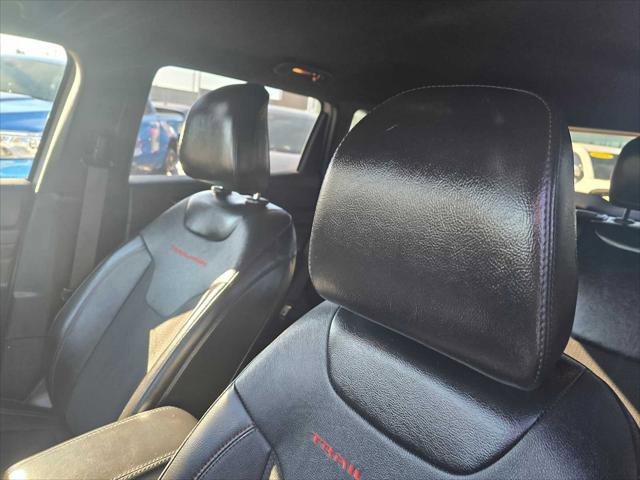 Used 2023 Jeep Compass Trailhawk image 24