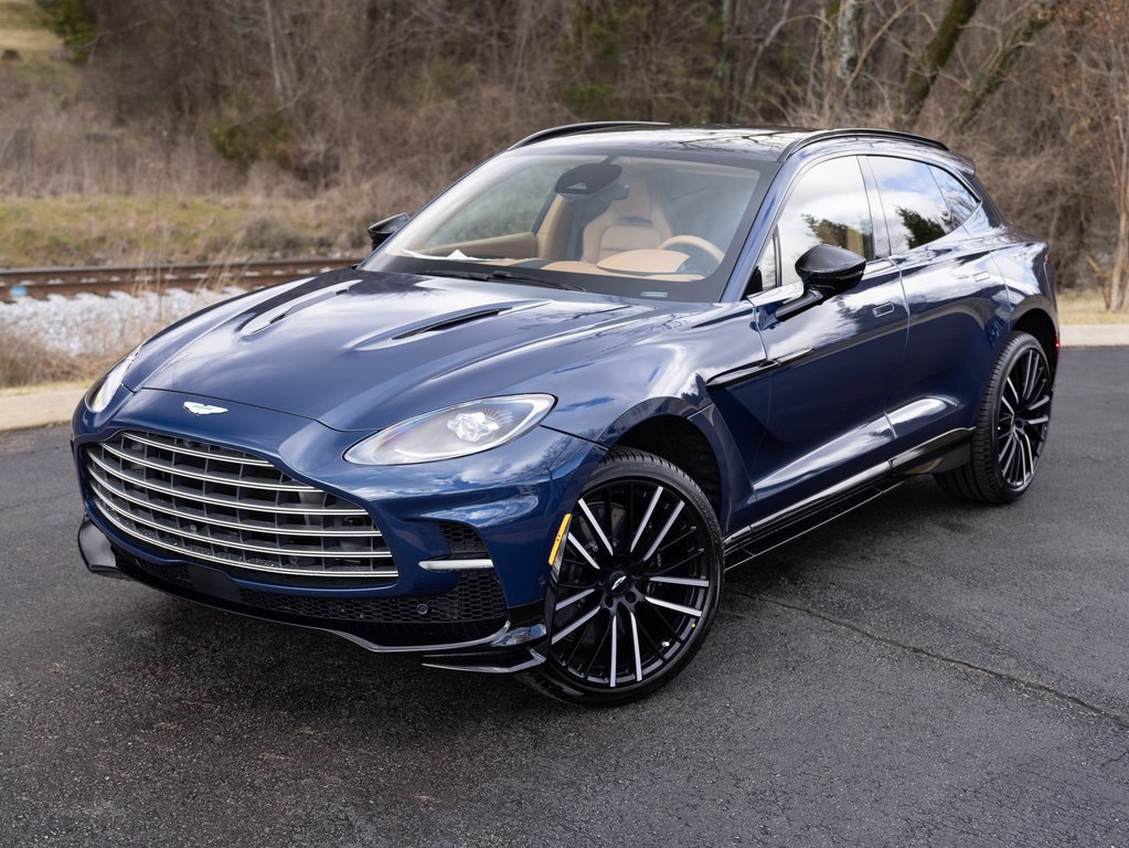 New 2025 Aston Martin DBX 707 image 4