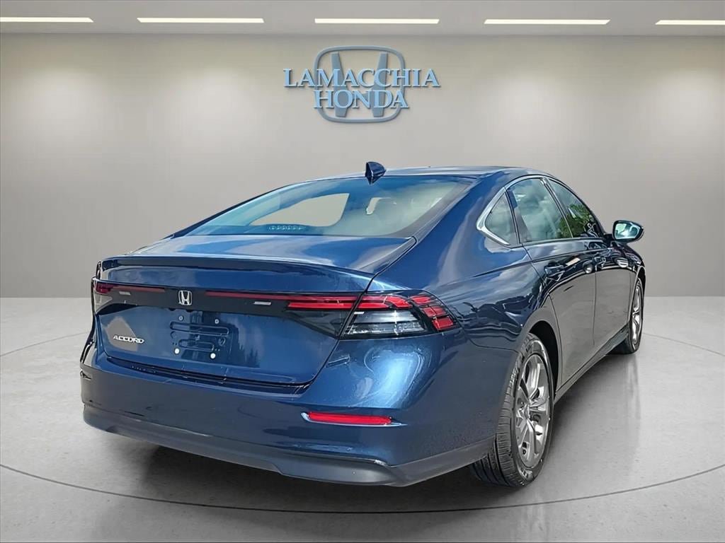 Used 2023 Honda Accord EX image 5