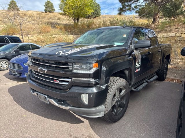 Used 2017 Chevrolet Silverado 1500 LTZ Z71 w/ Realtree Edition AWD/4WD image 2