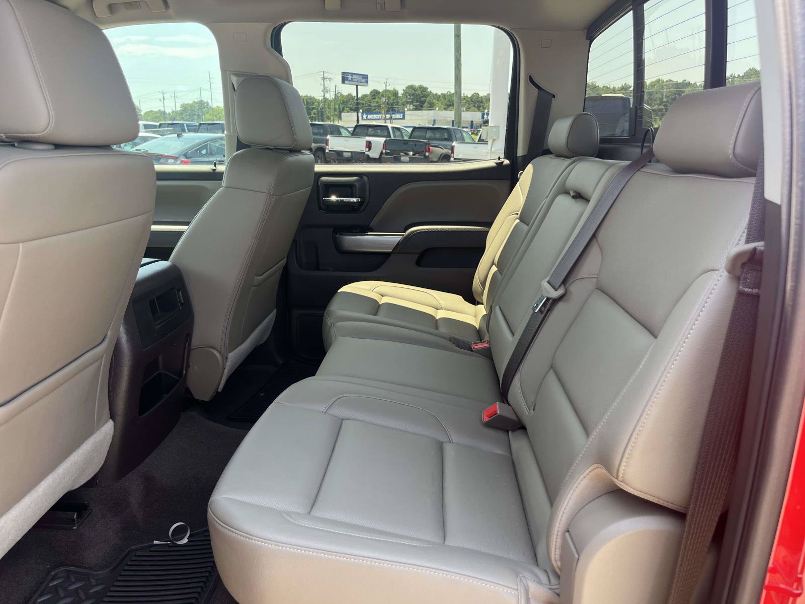 Used 2017 Chevrolet Silverado 1500 LTZ Z71 w/ LTZ Plus Package AWD/4WD image 11