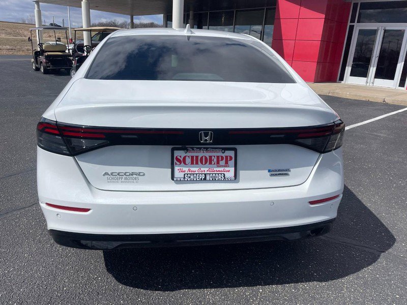 Used 2024 Honda Accord Touring image 4