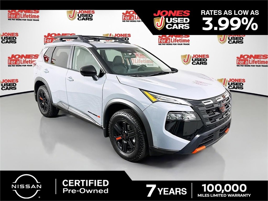 Certified 2025 Nissan Rogue SV image 1