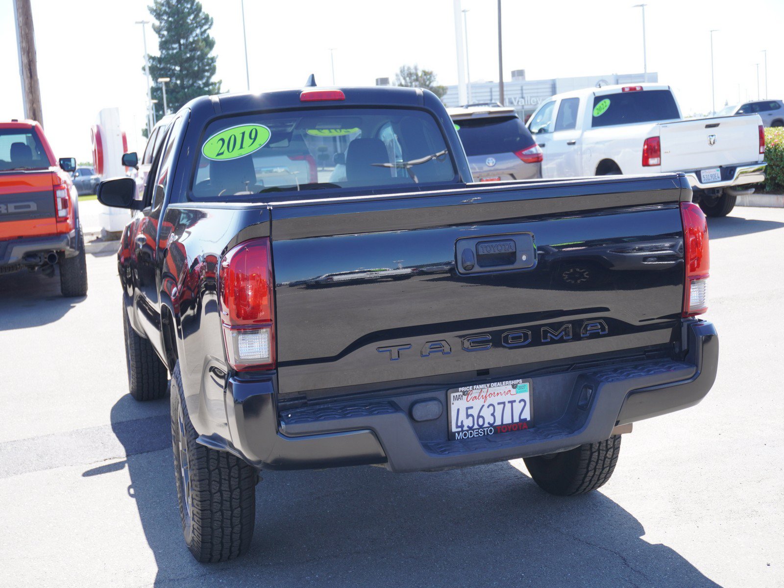 Used 2019 Toyota Tacoma SR RWD image 8