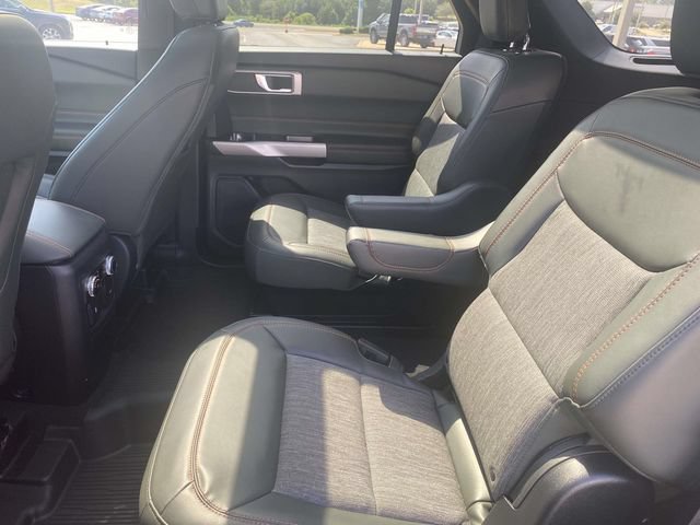 Used 2023 Ford Explorer Timberline AWD/4WD image 9