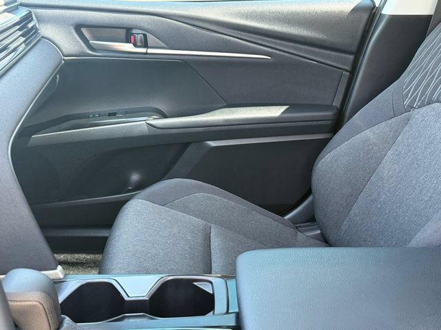 Used 2025 Toyota Camry LE w/ Convenience Package FWD image 13