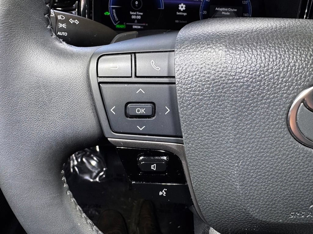 Certified 2025 Toyota Camry XSE AWD/4WD image 28