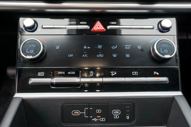 Used 2026 Hyundai Santa Fe SEL FWD image 21