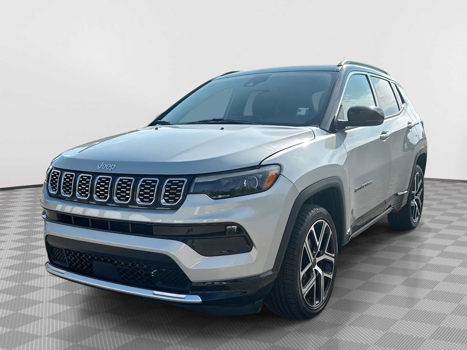 Used 2025 Jeep Compass Limited w/ Elite Group AWD/4WD image 1