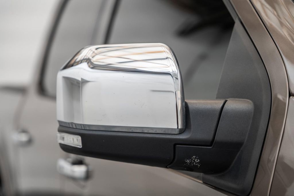 Used 2018 Ford F150 Lariat w/ Equipment Group 502A Luxury image 17