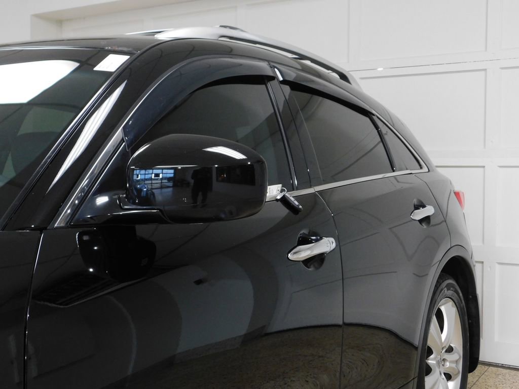 Used 2010 INFINITI FX35 AWD w/ Technology Pkg image 18