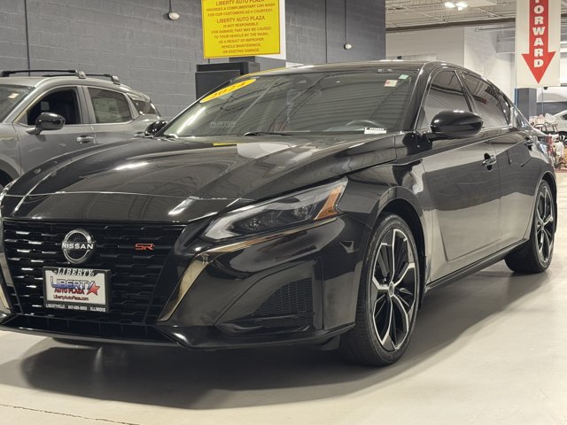 Used 2024 Nissan Altima 2.5 SR FWD image 30
