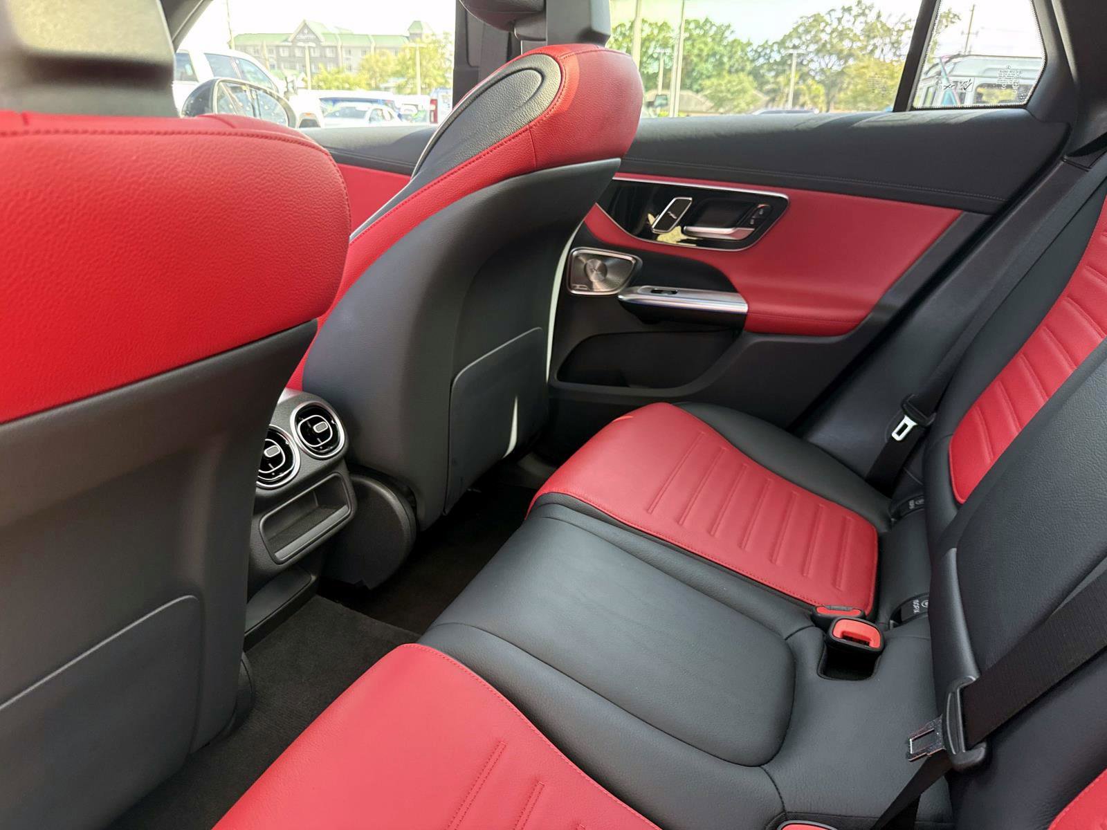 Certified 2024 Mercedes-Benz GLC 43 AMG 4MATIC image 15