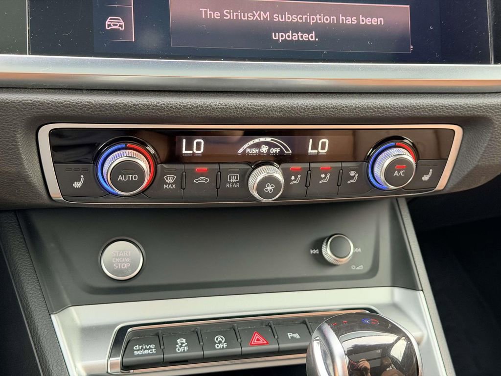 Used 2019 Audi Q3 2.0T Premium Plus w/ Premium Plus Package image 5