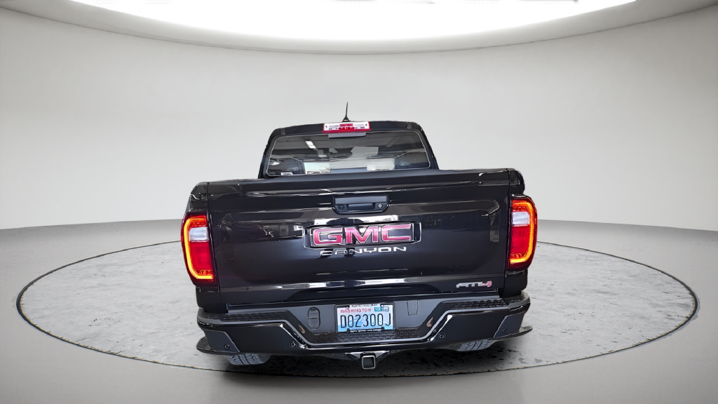 Used 2025 GMC Canyon AT4 AWD/4WD image 6