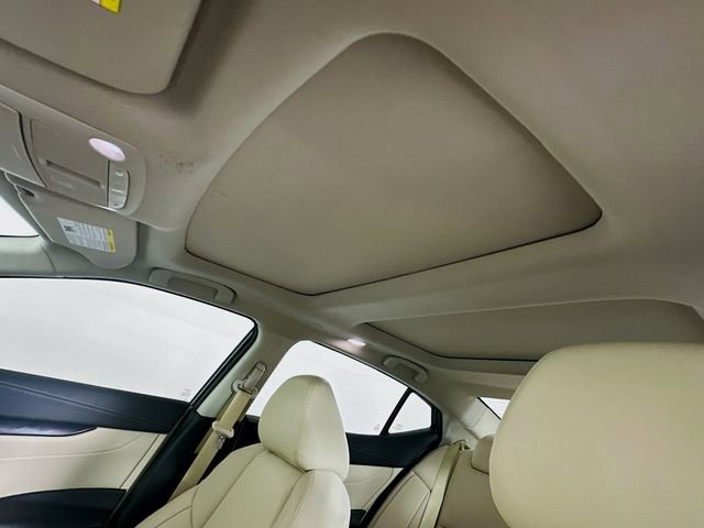 Used 2023 Nissan Maxima Platinum w/ Sport Mat Group FWD image 23