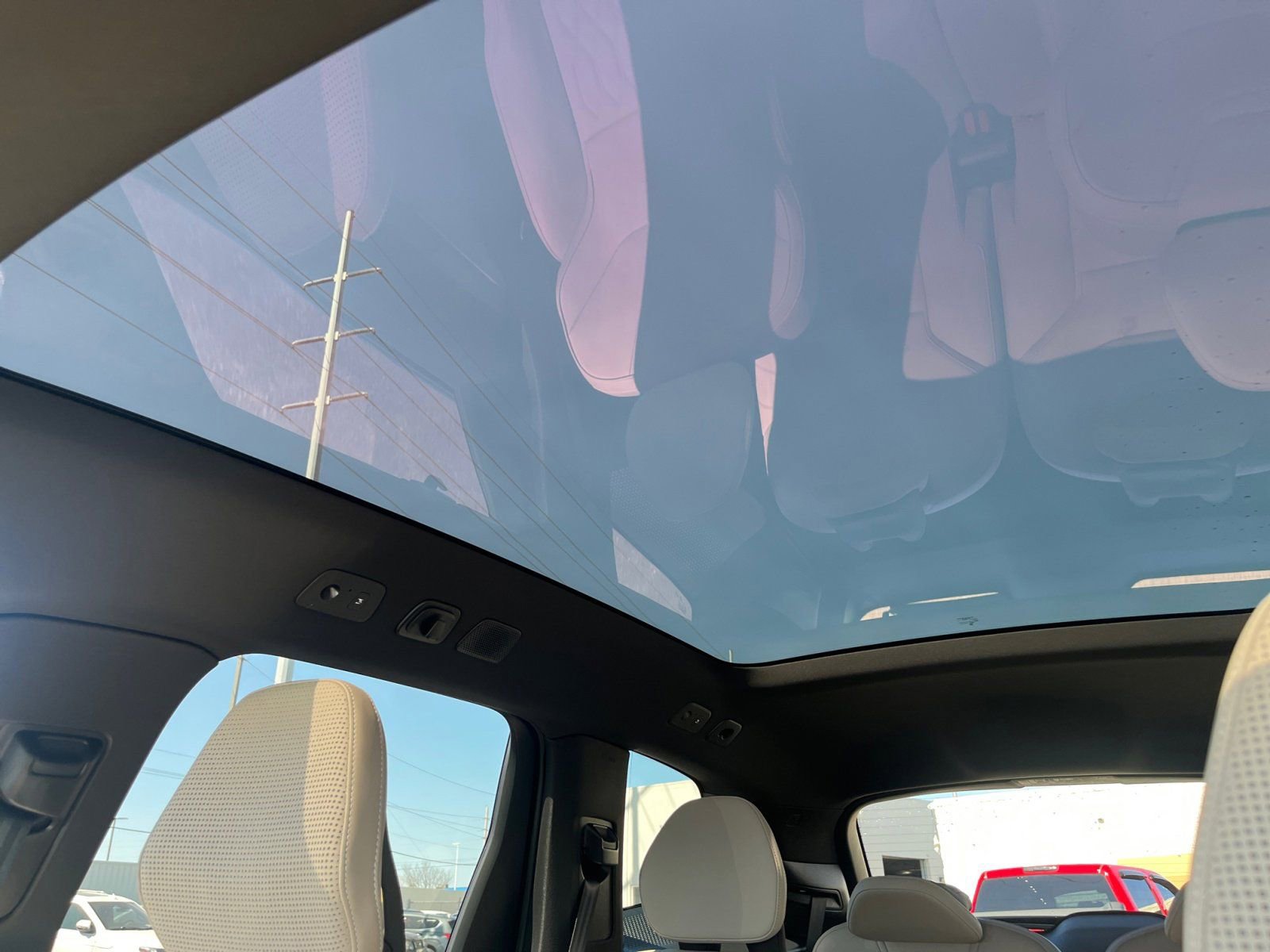 New 2025 Volvo EX90 Ultra image 17