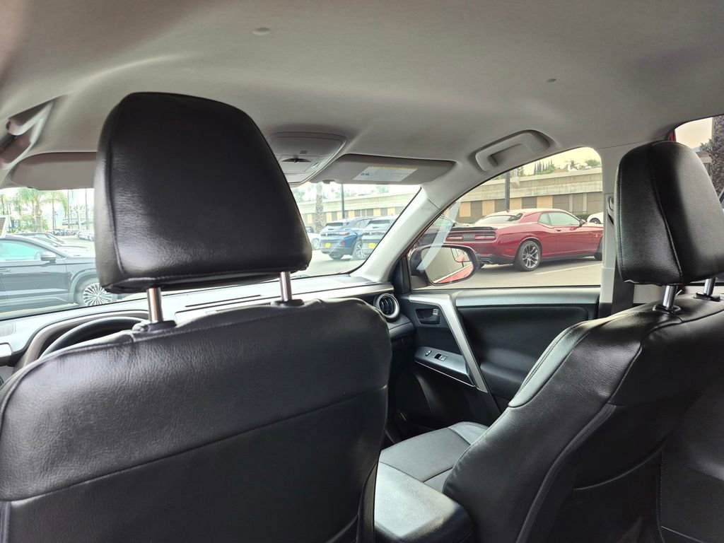 Used 2017 Toyota RAV4 LE w/ Carpet Mat Package image 15