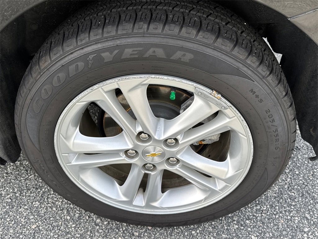 Used 2018 Chevrolet Cruze LT w/ Convenience Package image 19