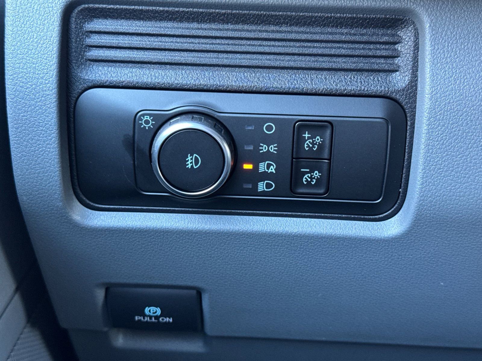 New 2026 Ford F350 XL w/ XL Chrome Package image 25