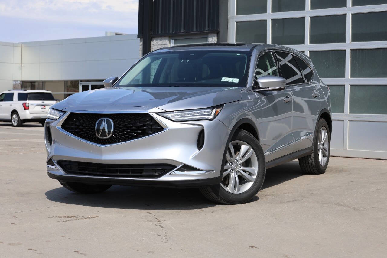Used 2024 Acura MDX SH-AWD image 3