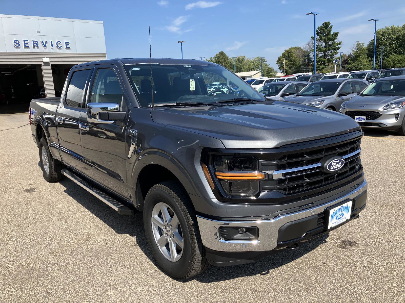 New 2025 Ford F150 XLT image 4