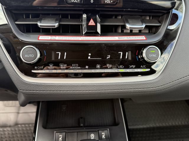 Used 2026 Toyota Corolla Cross XLE w/ Convenience Package FWD image 18