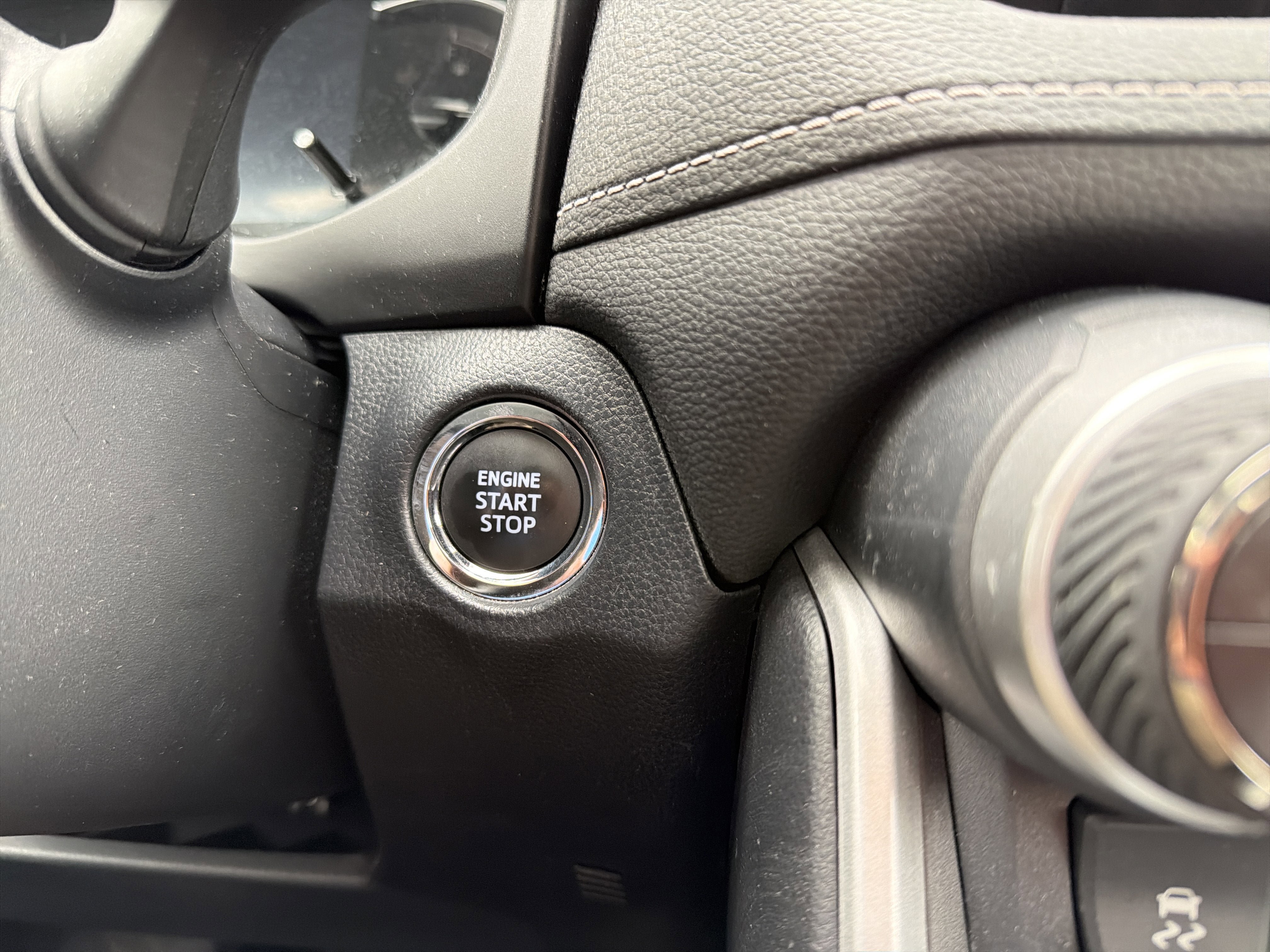 Used 2023 Toyota RAV4 XLE Premium AWD/4WD image 18