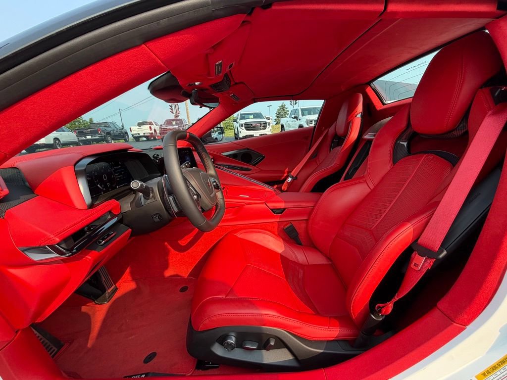 Certified 2025 Chevrolet Corvette Stingray Premium Conv w/ Stealth Interior Trim Package RWD image 10