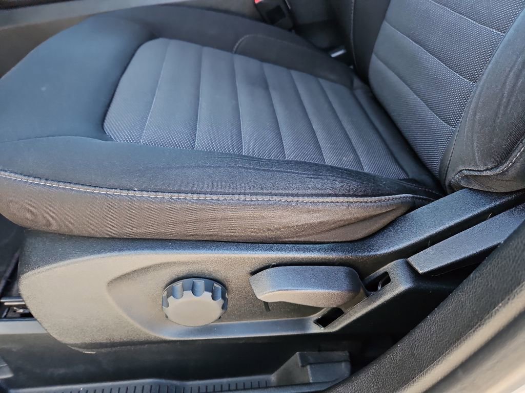 Used 2022 Ford Edge SE image 20