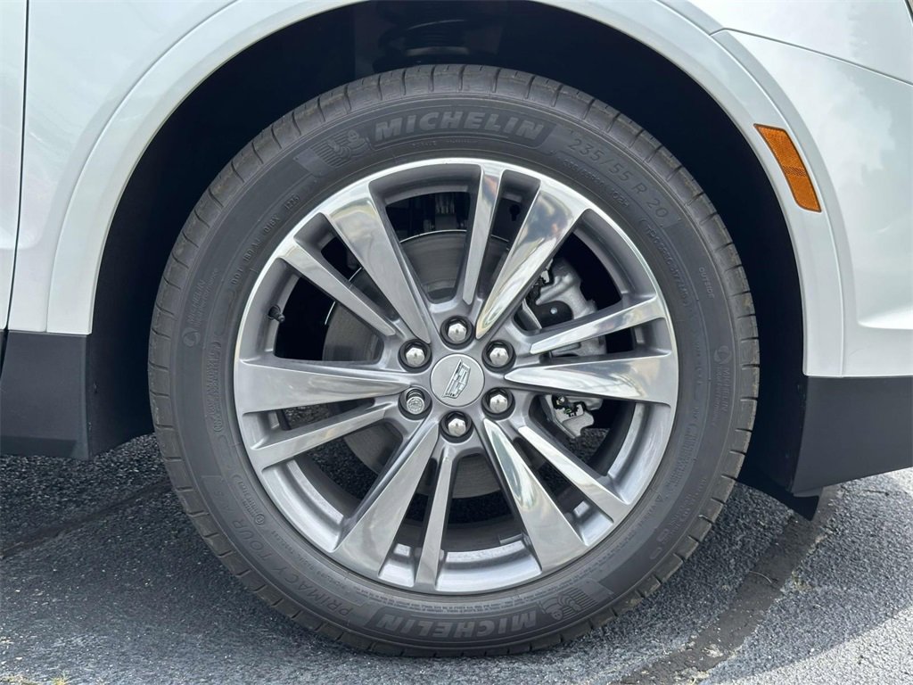 New 2025 Cadillac XT5 Premium Luxury image 7