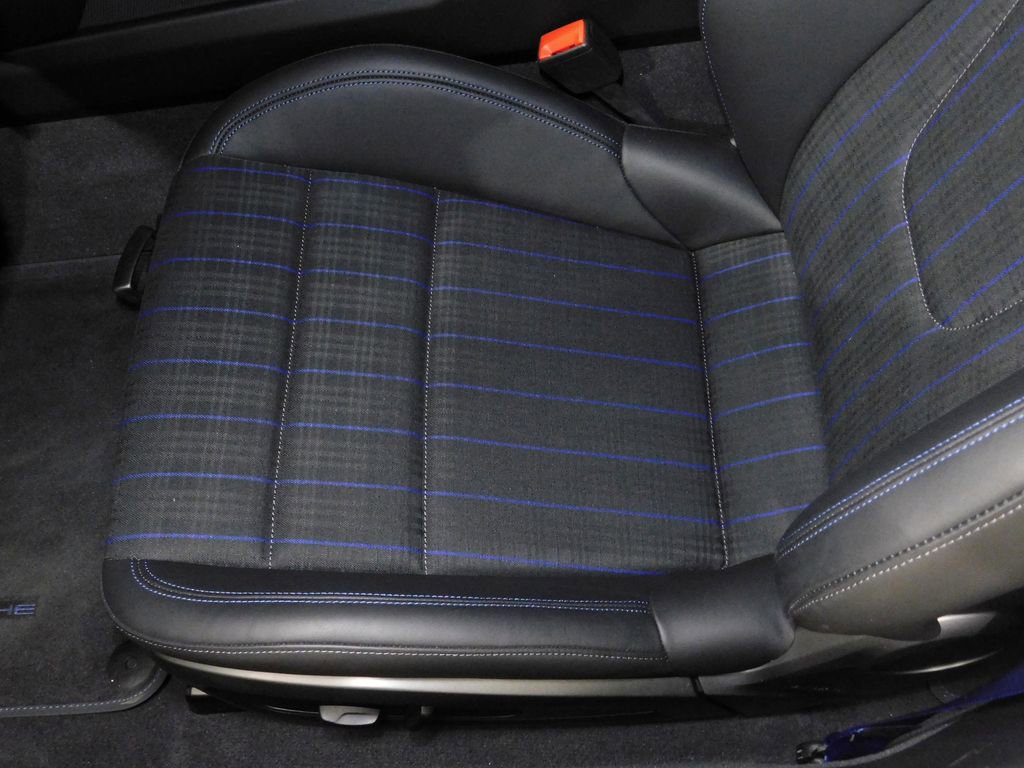 Used 2025 Porsche 911 Carrera T image 42