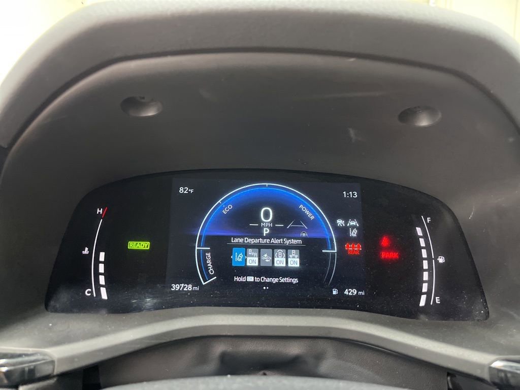 Used 2025 Toyota Camry LE FWD image 16