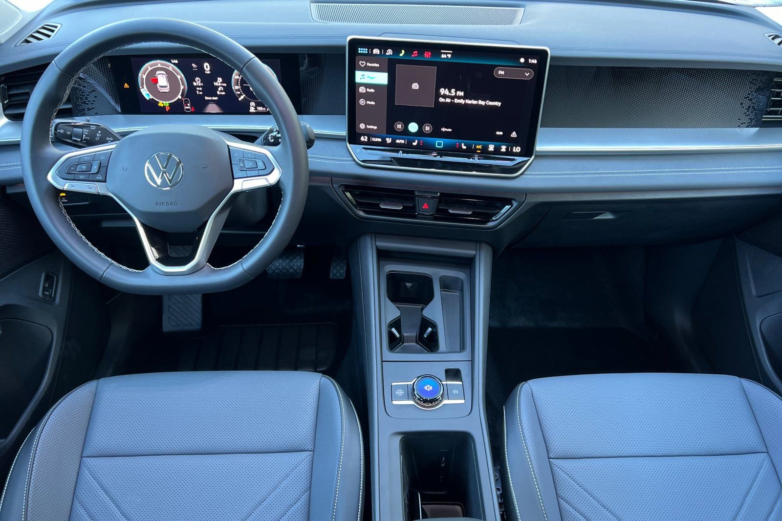 New 2026 Volkswagen Tiguan SE AWD/4WD image 13