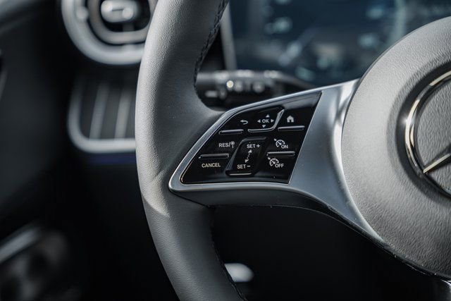 New 2026 Mercedes-Benz GLC 300 4MATIC image 30